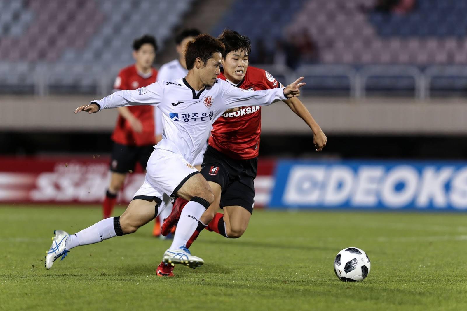 「韩k联」赛事前瞻:fc光州vs城南足球俱乐部,fc光州主场称雄