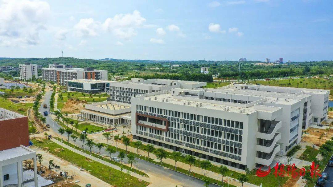 【最新】记者带你探营广东工业大学揭阳校区