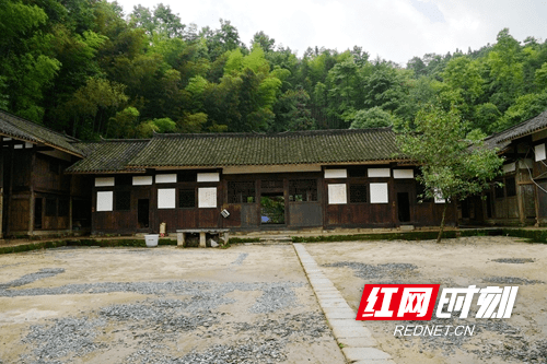 隆回:红色教育基地鸭田战斗指挥所"旧貌焕新颜"