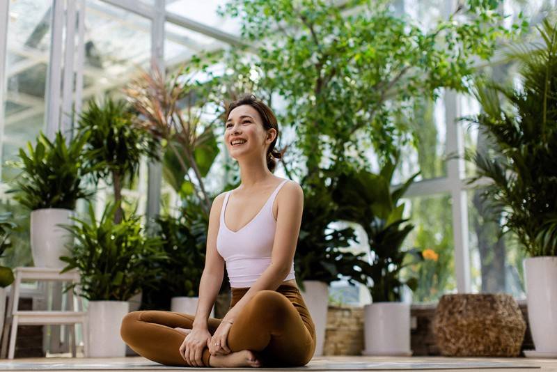 产品|感受合一 ,拥抱自我 lululemon全新推出专为瑜伽设计的Instill女士运动紧身裤