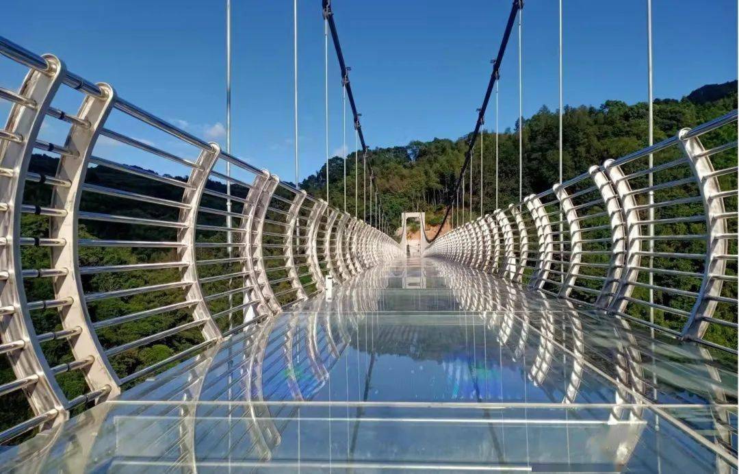 霞浦罗汉溪景区5d玻璃桥9月16日试营业