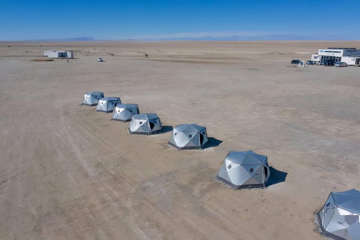 火星营地是中国首个火星模拟基地,位于青海省海西州茫崖市冷湖地区.