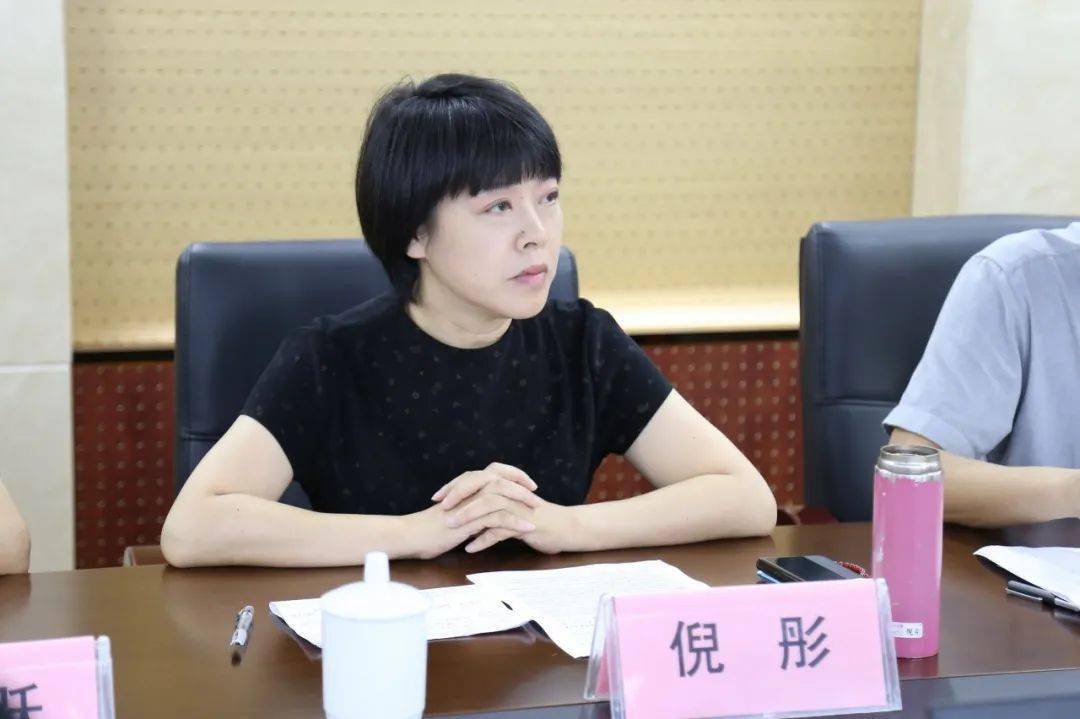 市教育局党委委员,副总督学倪彤一行莅临我校指导秋季