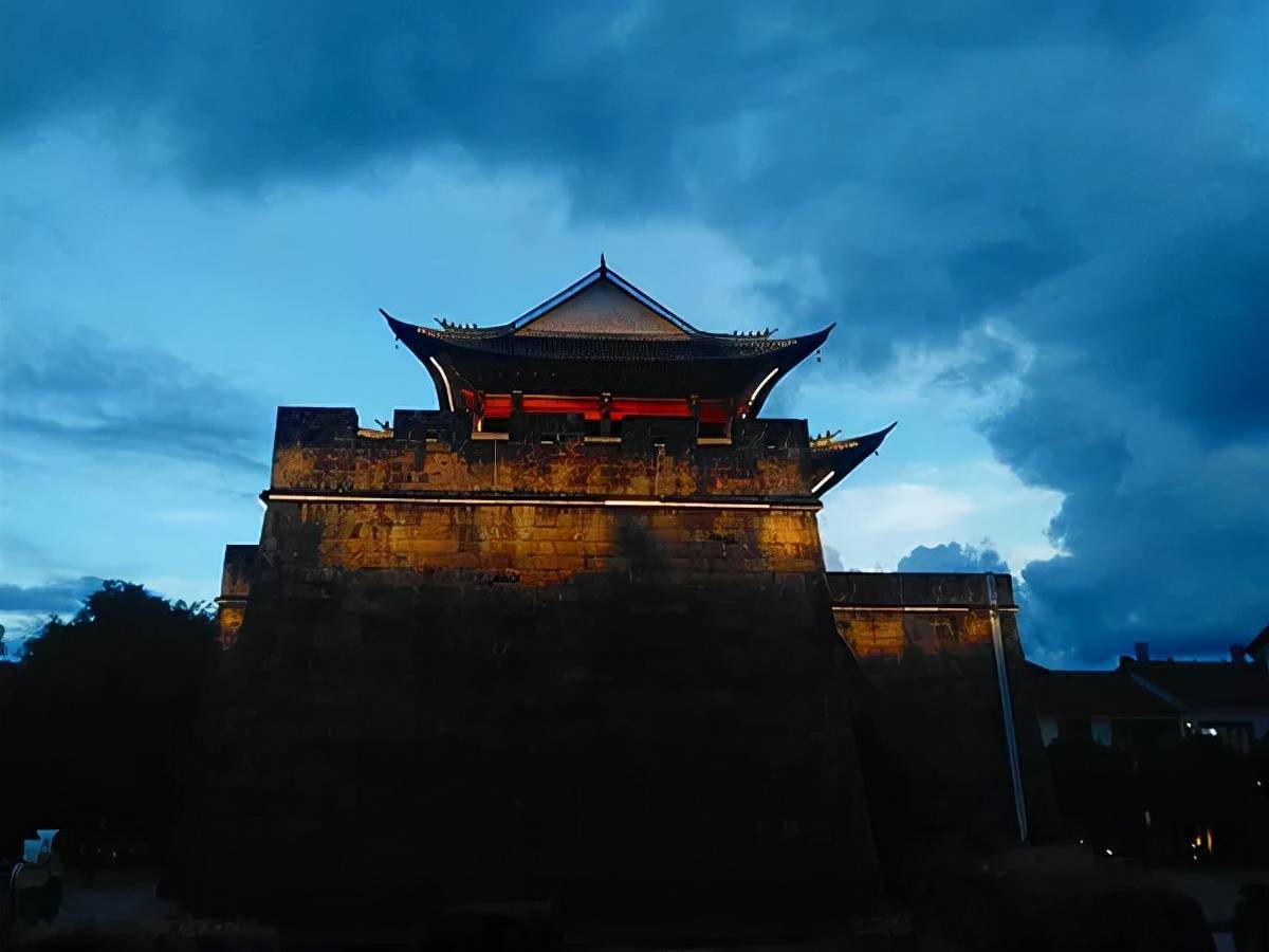腾冲fm | 文星楼:魁星耀边城,钟鸣文脉昌