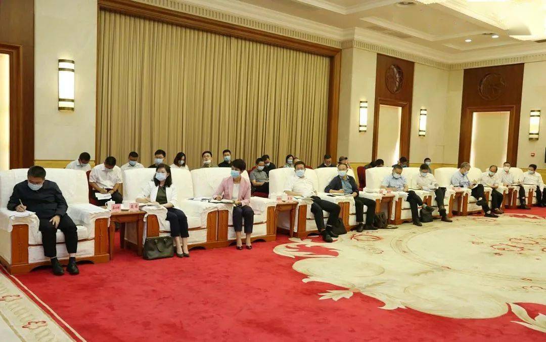 动态| 崔茂虎在昆会见曾嵘,孔令涌一行