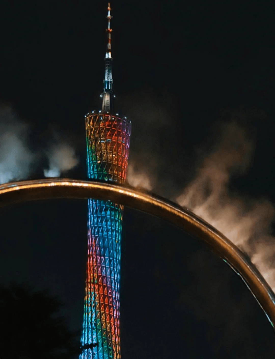 那么 天德广场就是广州最唯美的夜景之一