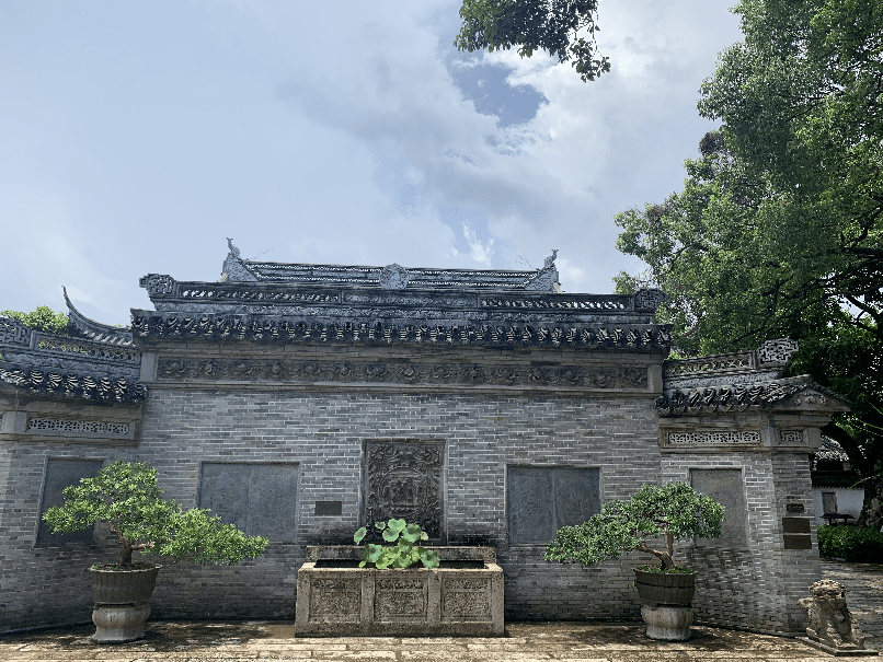 詹园是 四为书院·北溪学堂所在地 时至今日,詹园已经逐渐形成 "一山