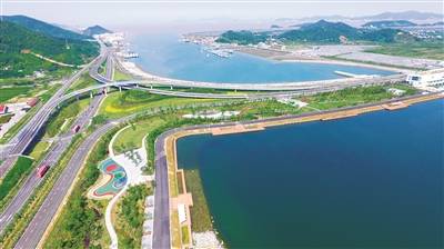 北仑梅山湾2025规划,2022梅山快速路规划图 北仑梅山湾波平浪静.