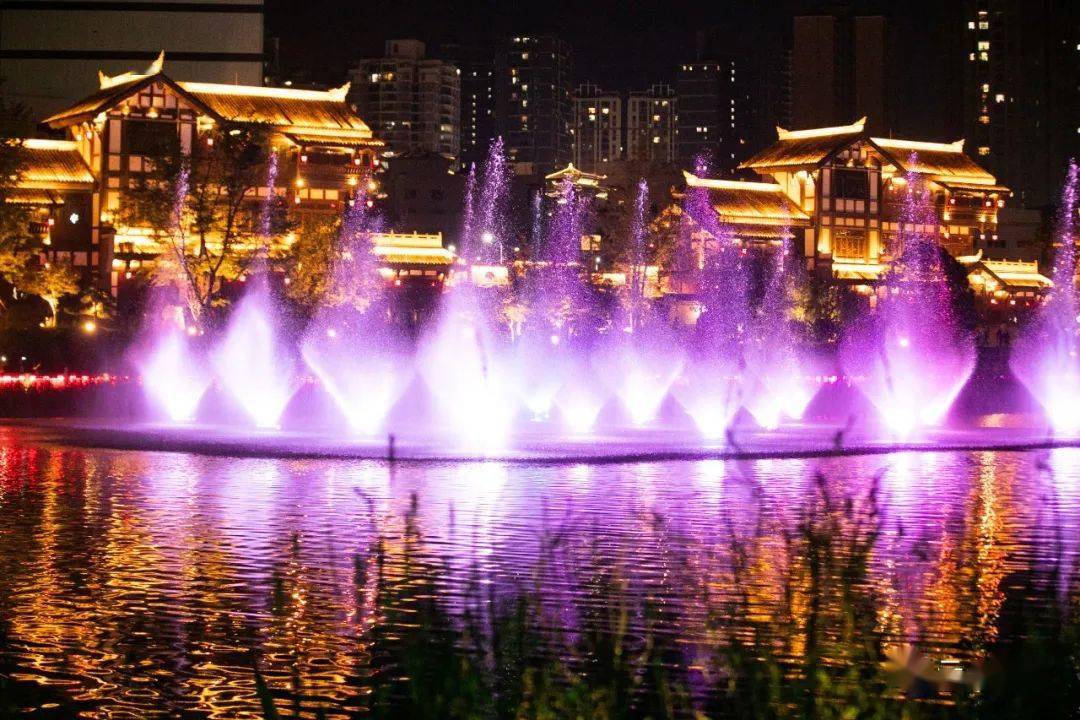 碧阳湖畔,赏音乐喷泉去_毕节