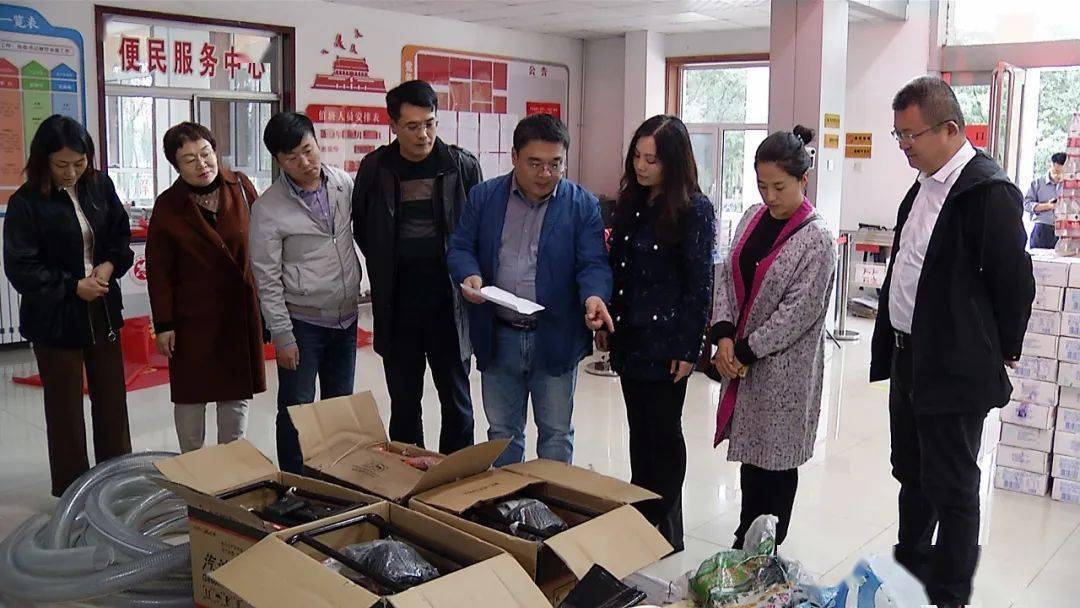 大灾面前有担当,孝义市各村群众积极防汛救灾,保护家园的精神让人