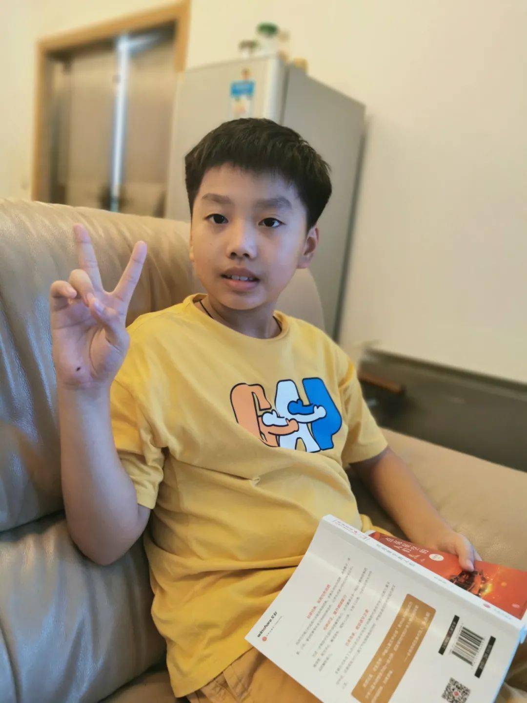 【广东】罗梓豪《67好玩的莲湖》指导老师:孟凡启_姐姐