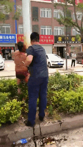 当我曾经还是少年 : 适可而止,拒绝低俗无底线无节操~~ @一点小白龙