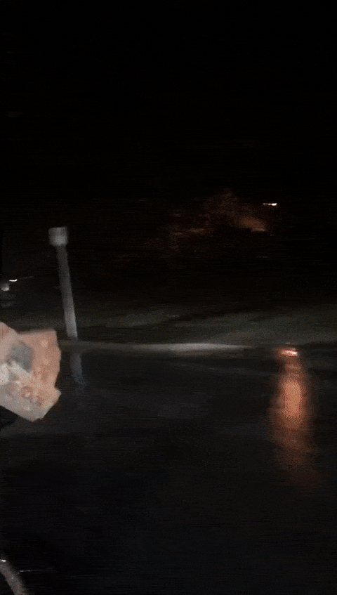 因嫌每月一万生活费给的太少,中国留学生竟对父母破口