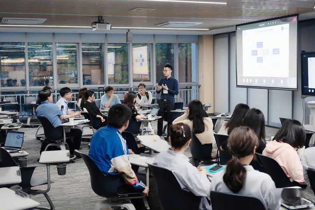 蔡昭老师荣获宁波市"四有"好老师,点赞!