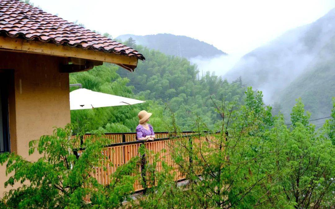 除此之外,他们还在梅树底景区