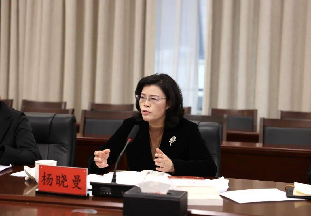 省委党史学习教育第二巡回指导组副组长尹晓勤到会指导,省妇联党组