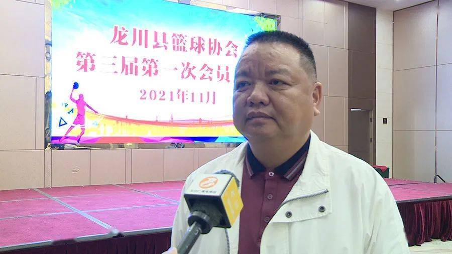 强势回归激动人心龙川籍亚运会冠军曾冰强回乡助阵篮球赛