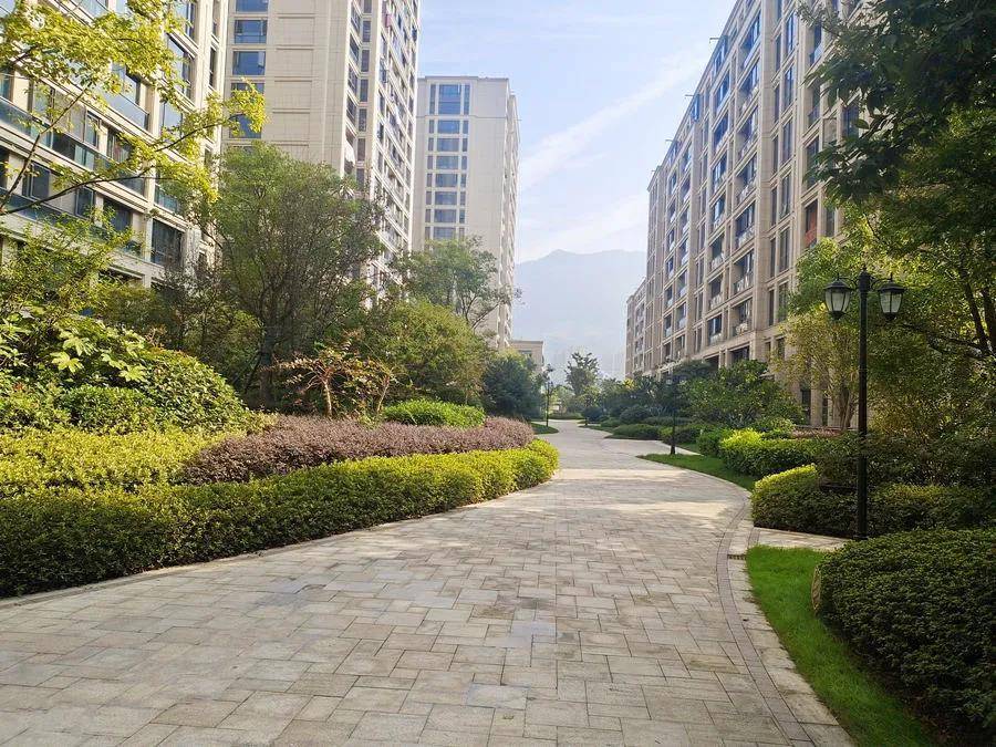 雁沙公寓 2019年,杭州出台了《杭州市加强住宅小区物业综合管理三年