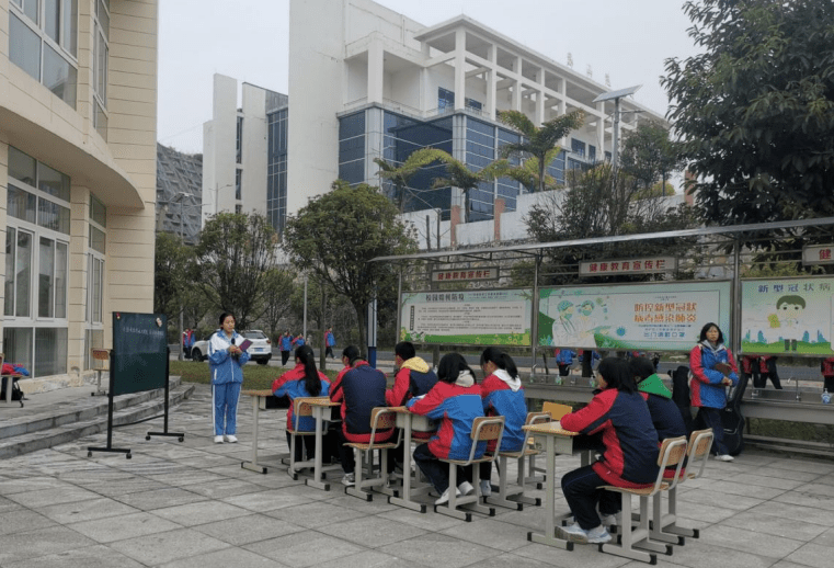 青春闪耀因礼精彩六枝七中为学生社团搭建礼快闪平台