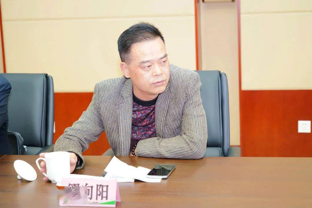 主任科员郭宏杰,市总商会副会长,江苏昊洲集团有限公司董事长缪向阳