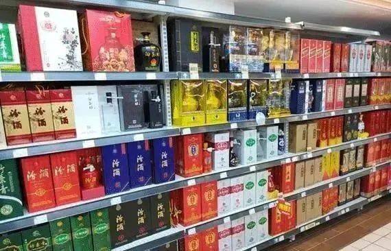 便宜的白酒，常因价格低被忽视，其实都是真材实料的纯酿酒