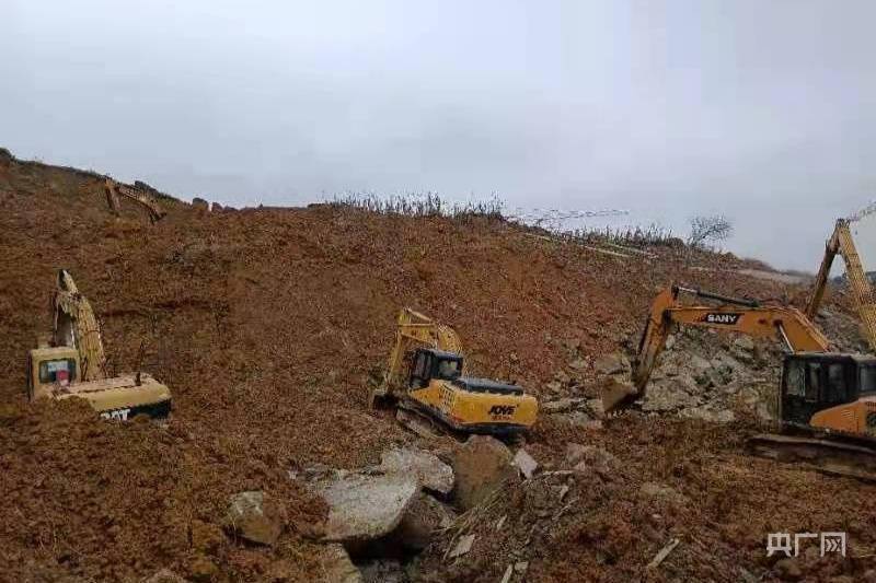 贵州省毕节市金海湖新区归化街道香田社区一在建工地发生山体滑坡