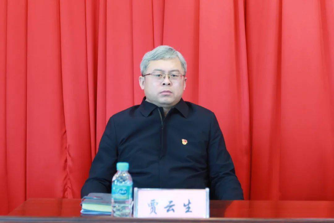 市长朴哲万,市委常委,宣传部长王晶,市委常委,组织部长贾云生出席会议