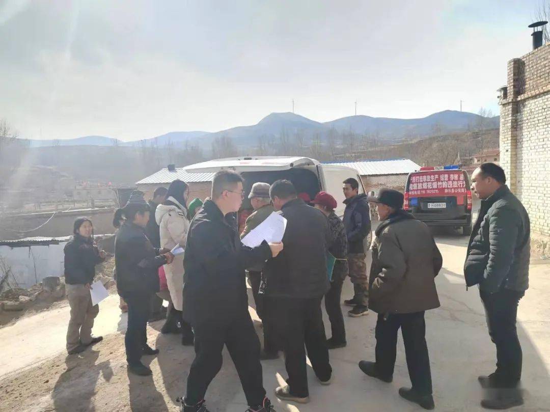 "五禁"宣传查获的烟花爆竹烟花爆竹销毁现场自《静乐县公安局关于开展