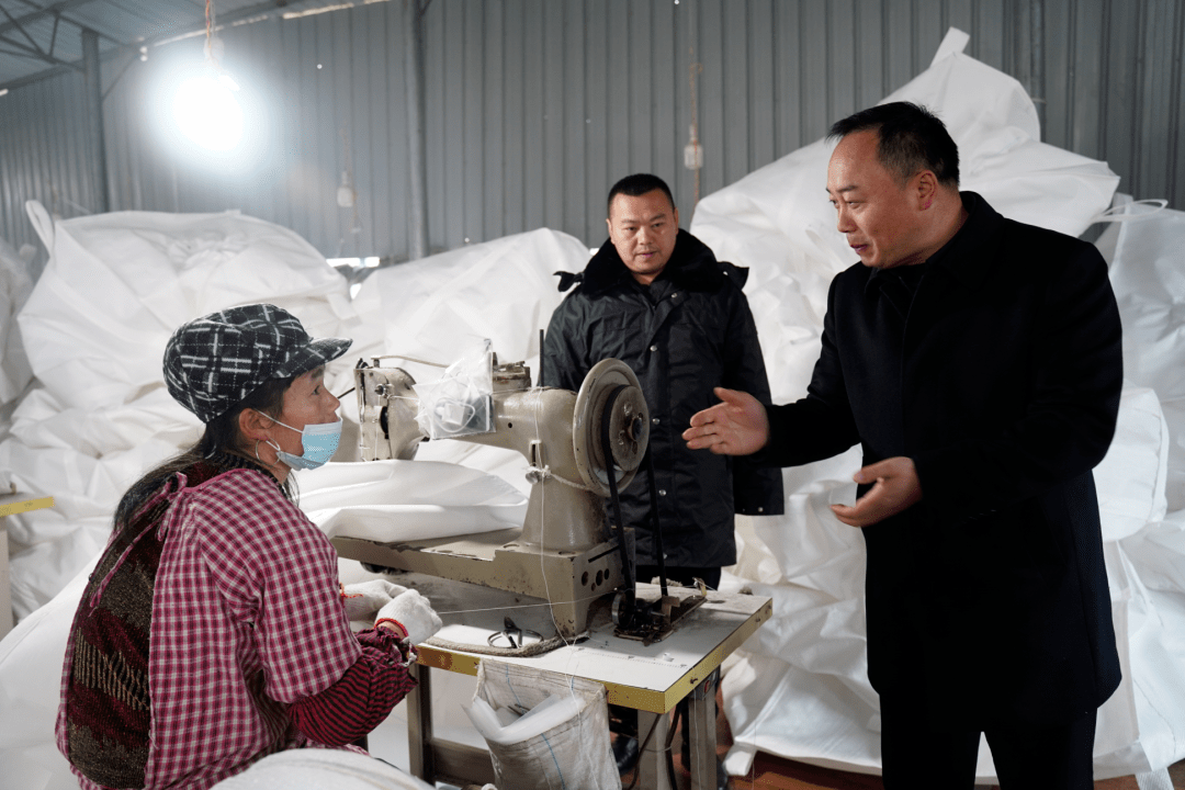 【新春走基层】杨顺金副县长率队开展节前消防安全检