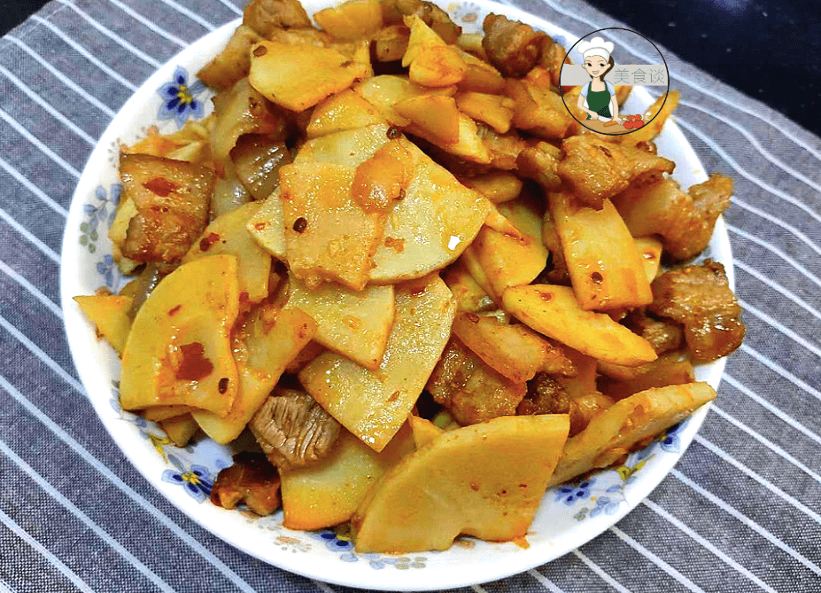 下锅|1月最鲜美的菜,遇到别错过,炒五花肉实在太香了,现在吃正当季