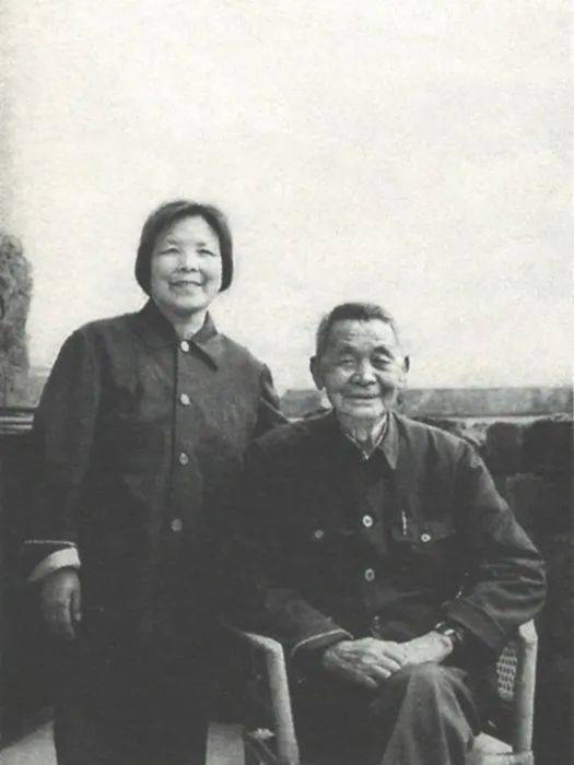 龚全珍对甘祖昌的支持并非来自对丈夫或上级的服从,而是生发于一种