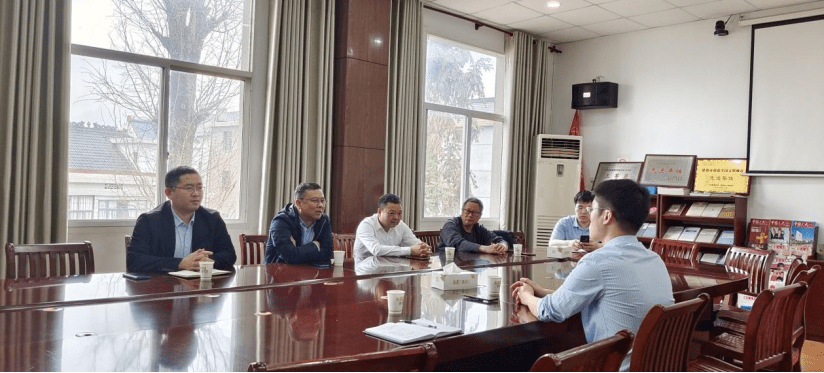3月17日,联众集团董事长余学兵,副总裁史志华等受邀至建德市航头镇珏