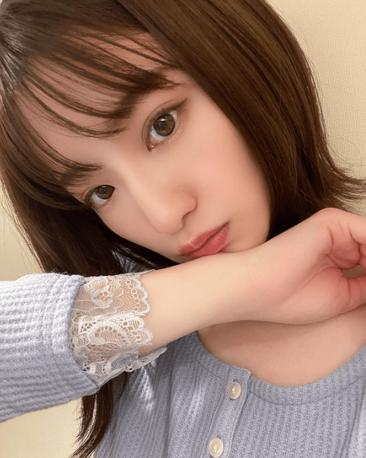 偶像变雀神日本正妹中田花奈美照慵懒美貌超吸睛