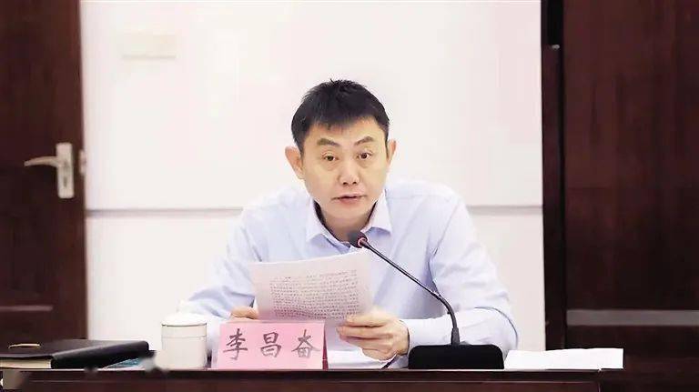 李昌奋称,今年,定安政法系统将全面贯彻落实省第八