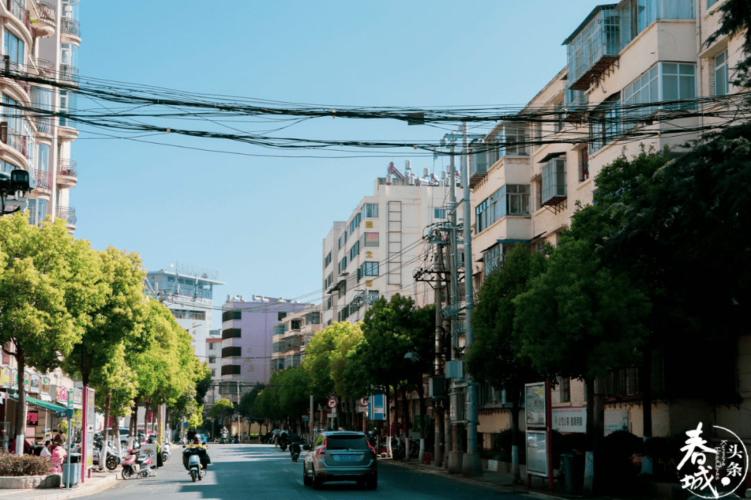 在塘双路我一头闯进了昆明人舌尖上的乌托邦