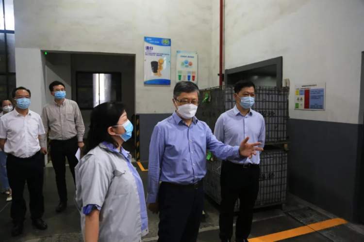 南翔镇丨巩固疫情防控成果营造更好发展环境区领导赴南翔开展大走访大