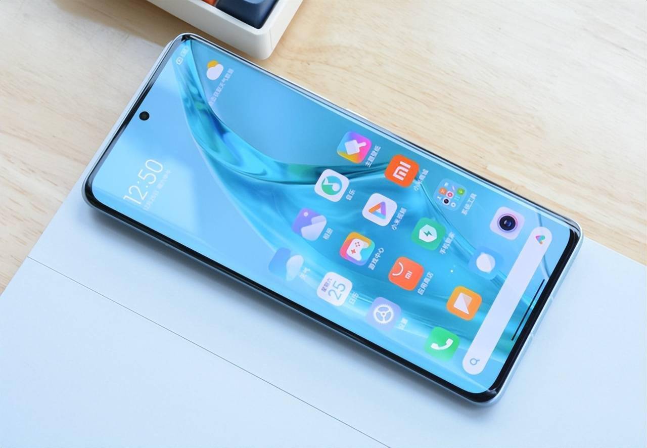 小米12iqoo9redmi k50 pro摩托罗拉edge s30冠军版如今摩托罗拉手机的