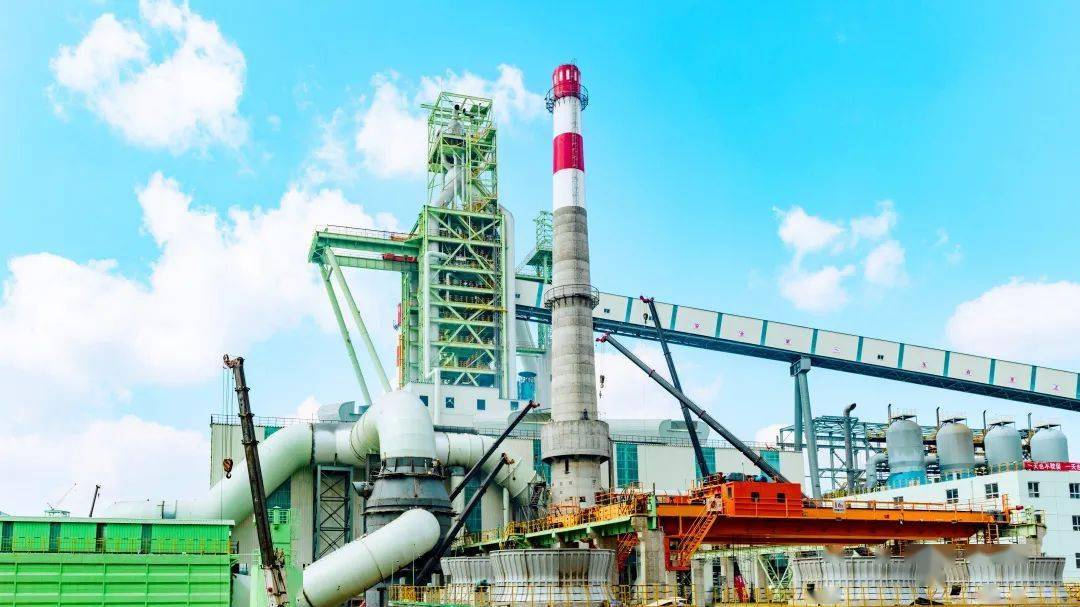 7月份,安宁基地炼铁厂2号高炉多项技术经济指标取得新突破,完成焦比