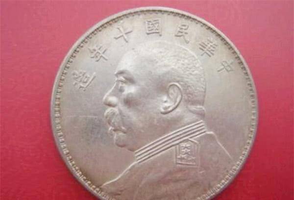 1914年,民国政府推出《国币条例,由此确立银本位货币制度,将银元定