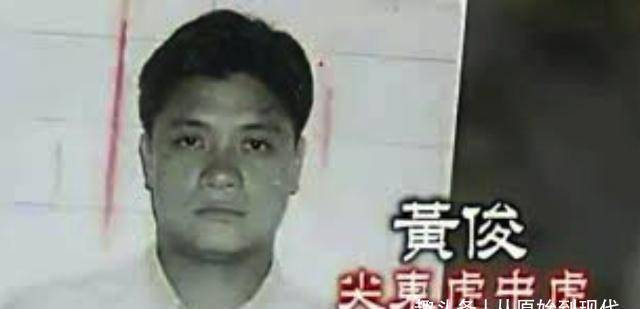 黑帮人物大多有个名号,后来陈耀兴与"鬼添"叶育添"尖东之虎"黄俊三人