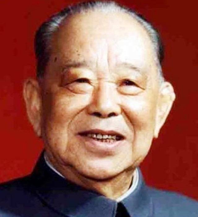 部队发现贺炳炎的战马,贺龙一听:出动1个师务必找到
