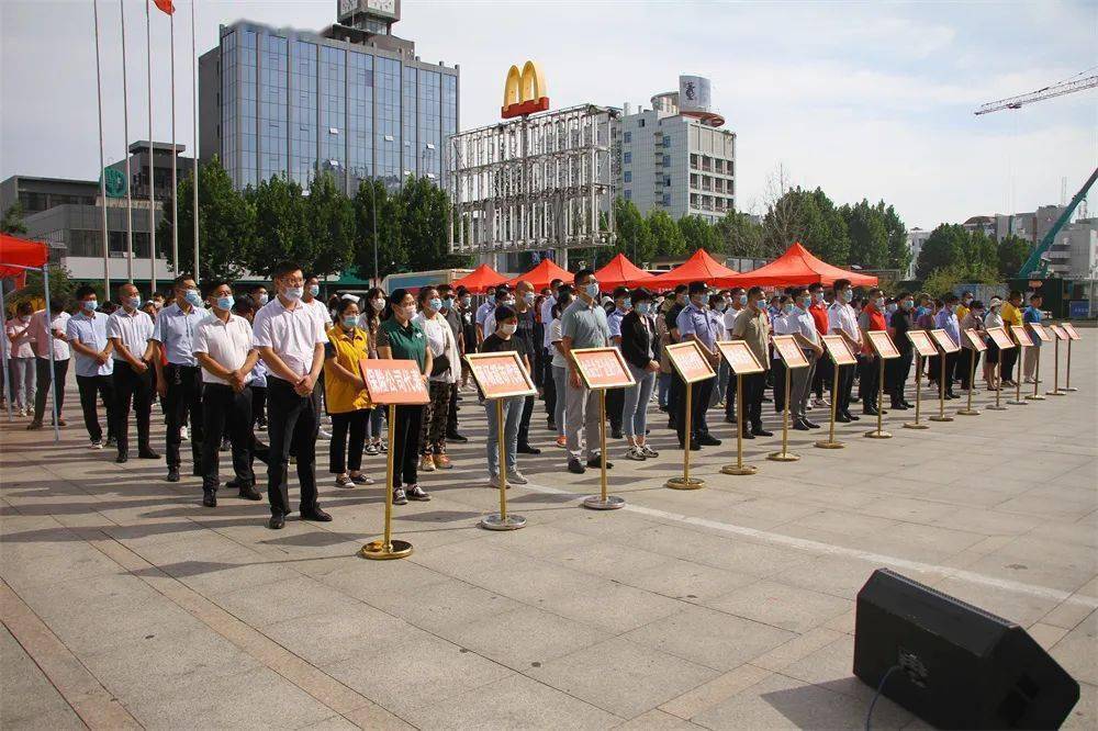 "共创食安新发展,共享美好新生活,赣榆区食品安全宣传周火热来袭!