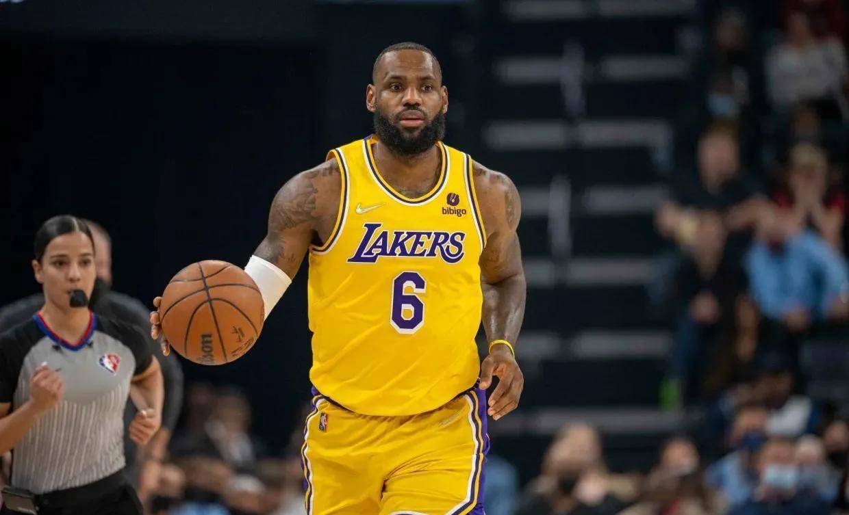 詹姆斯已经连续18个赛季在nba2k中获得94分或更高的评分_新秀_季后赛