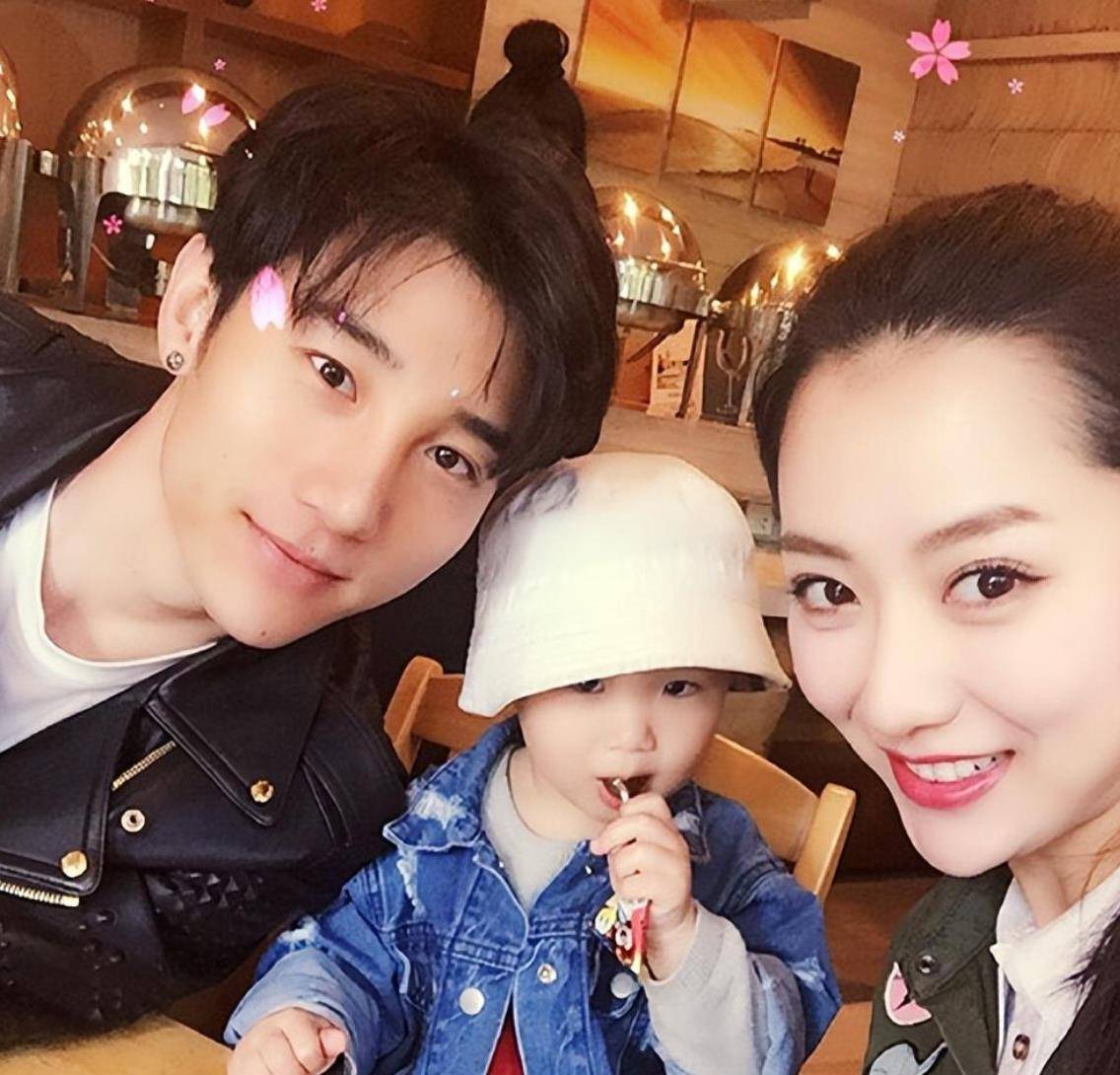 演员白冰:与模特丁一闪婚,离婚后独自带娃,如今36