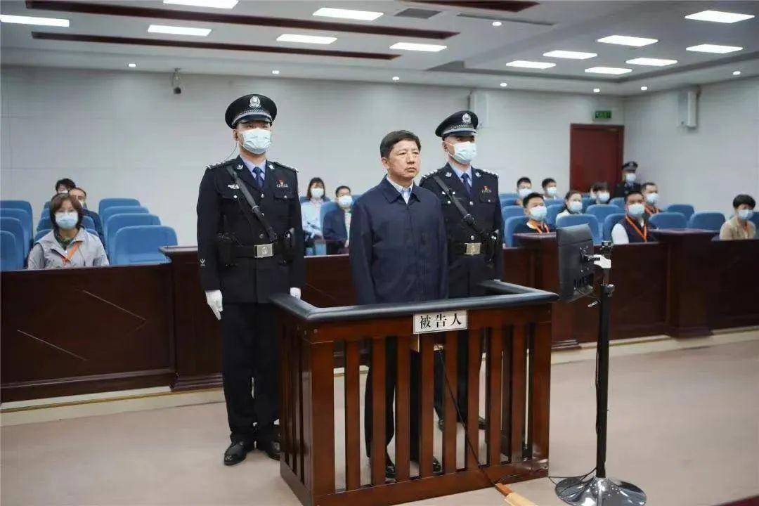龚道安一审被判无期，邓恢林获刑15年，刘新云获刑14年