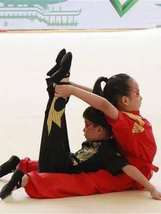 棠外实验幼儿园体操队好样的!_特色_赛