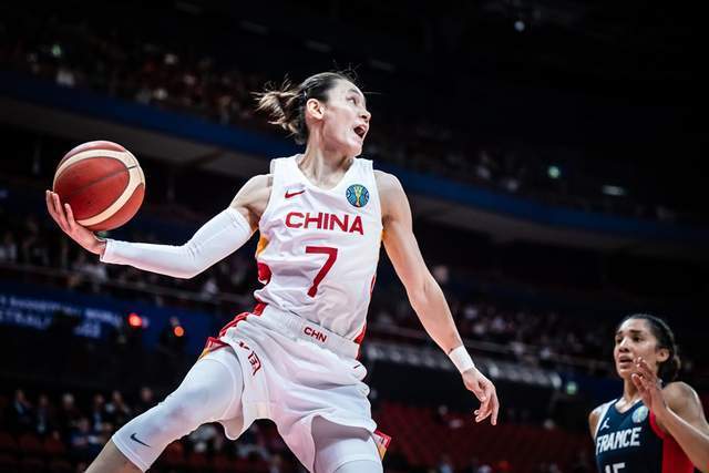 北京时间2022年9月29日，中国女篮在世界杯四分之一决赛中