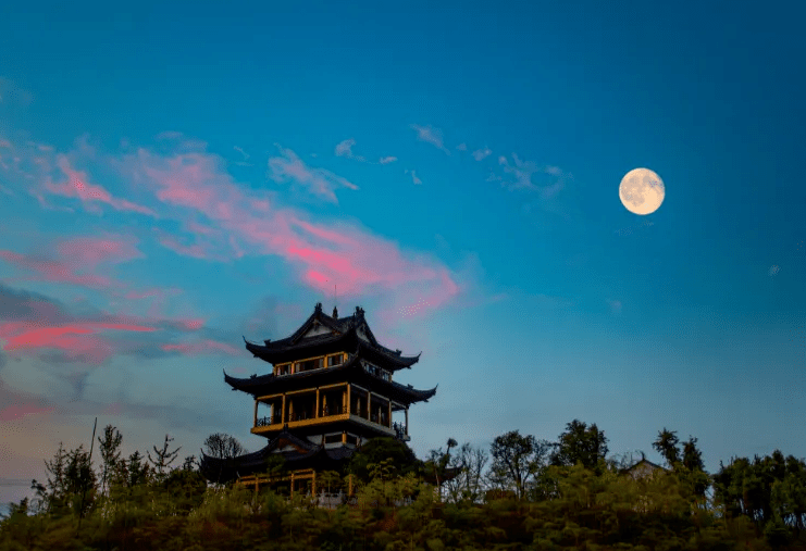 月夜段桥曹秋岳侍郎限羹字清-施闰章月出山逾碧,烟开树欲明.