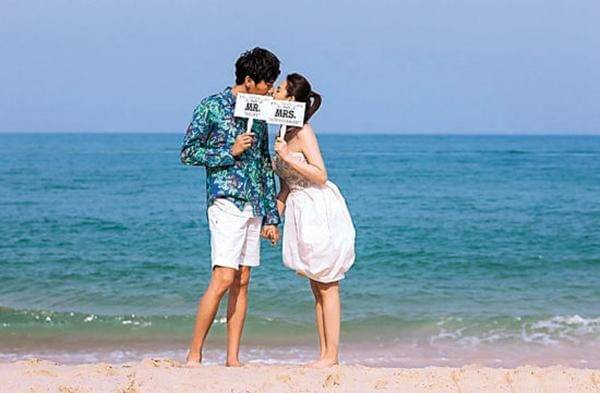 秦昊上节目被黄奕调侃娶了个娘,伊能静发文回怼:请学会尊重女性 秦昊上节目被黄奕调侃娶了个娘,伊能静发文回怼:请学会尊重女性