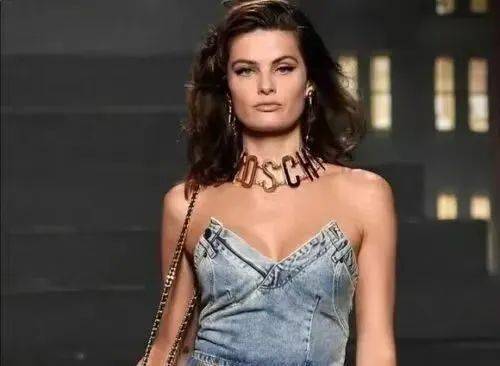 �챨| ������Я���й��̻������������ѩ������;ArchЯ��Lazy Eazy������...